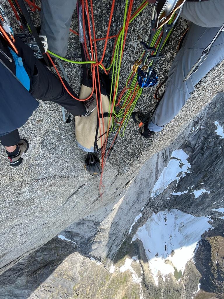 01854043 17b2 4a23 ace6 2e7f6850087f